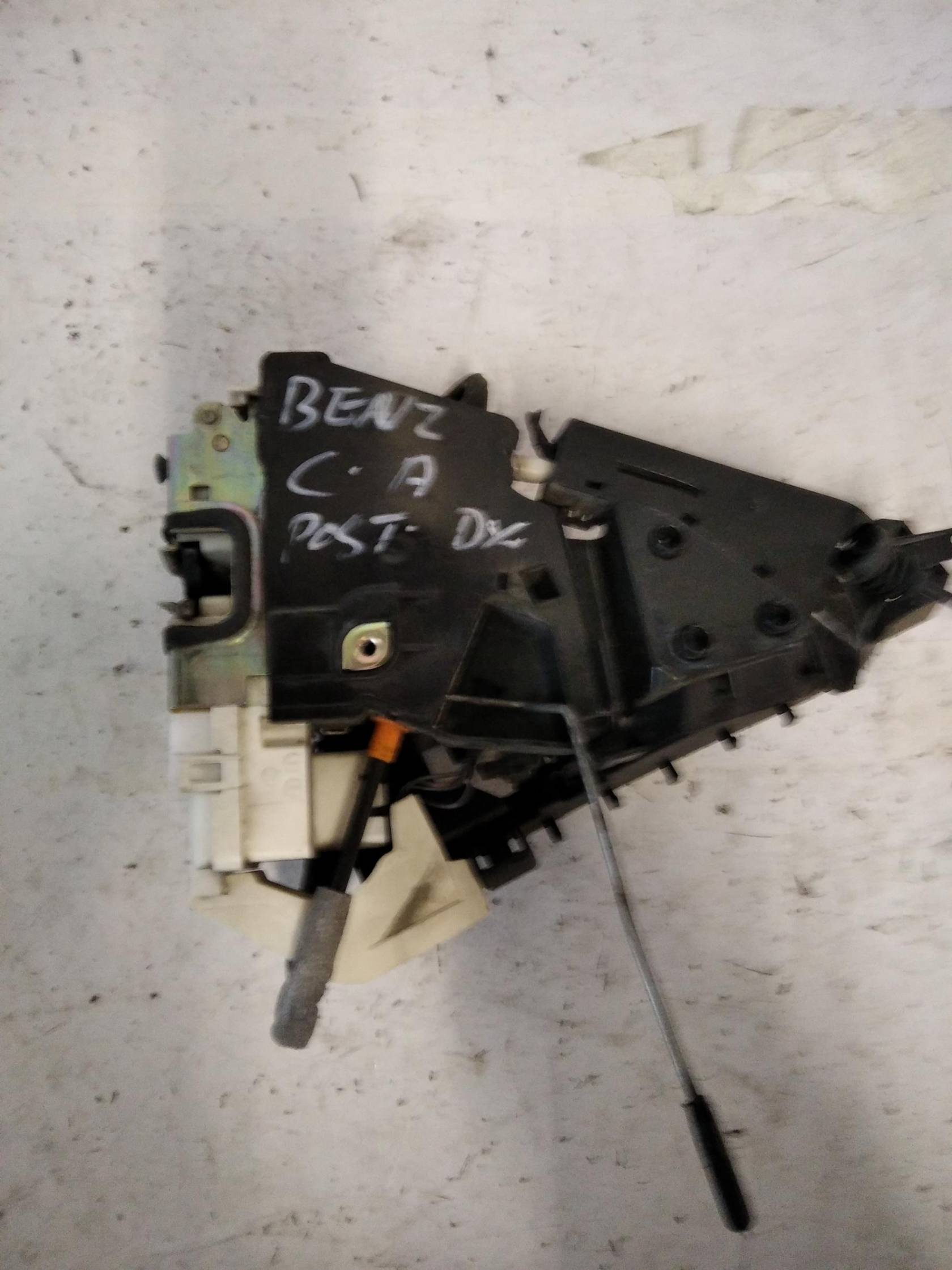 Serratura porta post. dx.